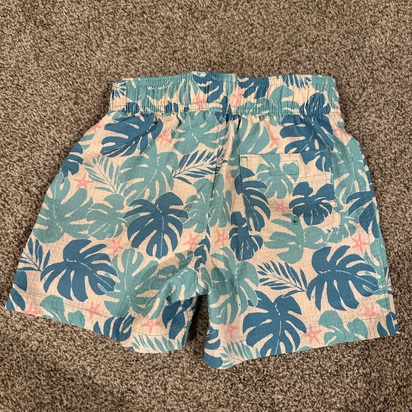 Abercrombie kids Tropical Print Swim Shorts - Picture 3 of 6